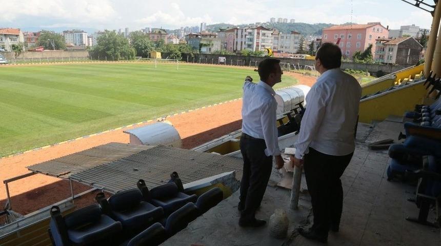 Fatsa İlçe Stadında Çalışmalar Devam Ediyor