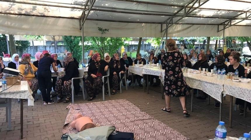 B&uuml;y&uuml;kşehir Belediyesi &lsquo;bebek-&ccedil;ocuk İlkyardım Eğitimlerine&rsquo; Başladı