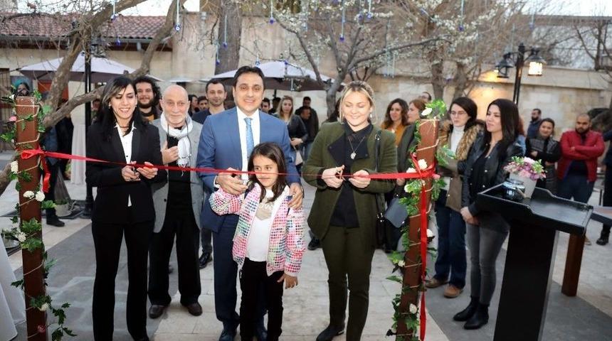 &Ouml;ğretim Elemanlarının "y&ouml;n 3" Sergisi