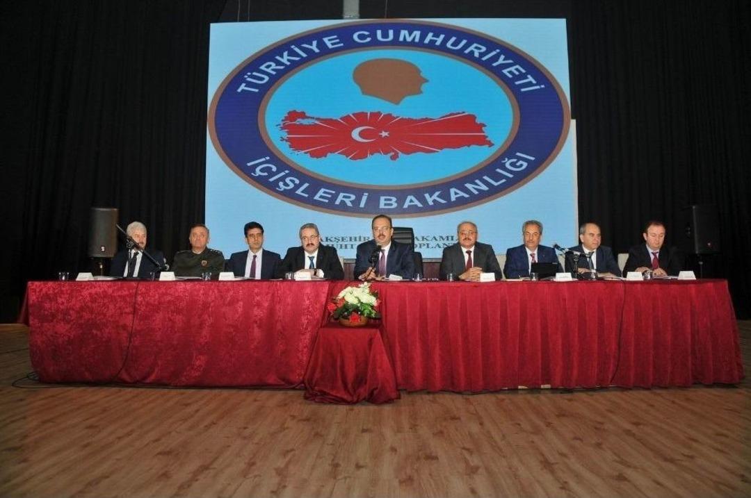 Vali Canbolat, Akşehir&rsquo;de İncelemelerde Bulundu