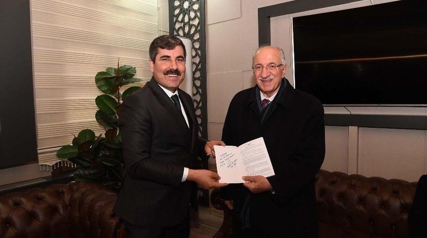 Muş Eski M&uuml;ft&uuml;s&uuml; Şeker&rsquo;den Başkan Asya&rsquo;ya Ziyaret