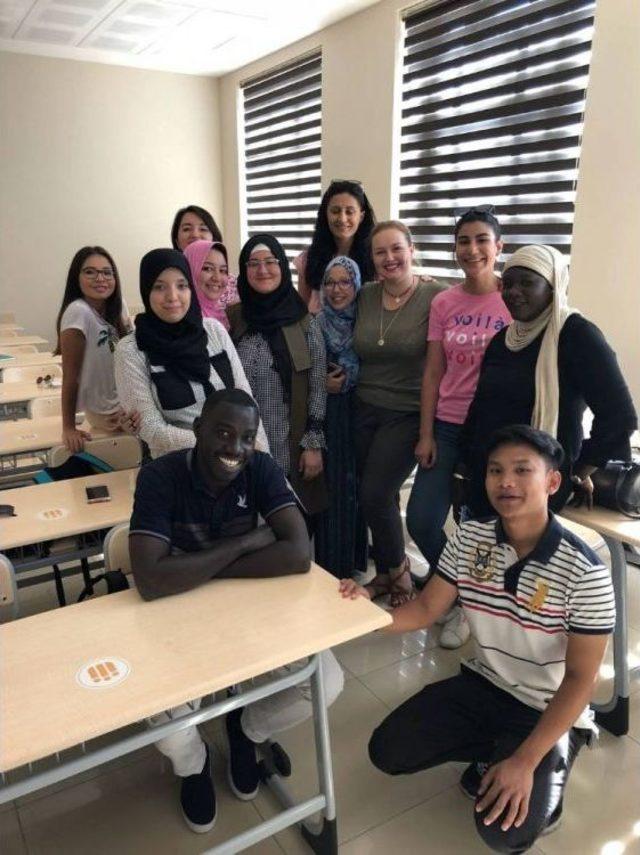 Türkçe Yaz Okulu’na 24 Yabancı Öğrenci Katıldı