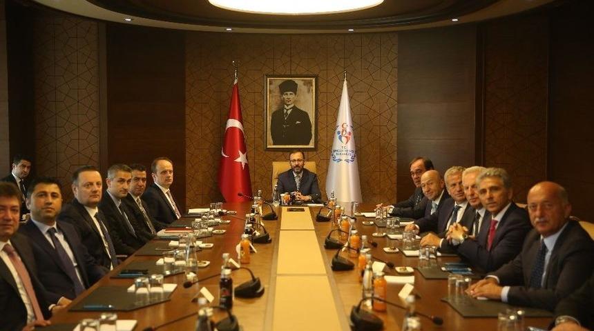 Tff Başkanı Demir&ouml;ren&rsquo;den Bakan Kasapoğlu&rsquo;na Hayırlı Olsun Ziyareti