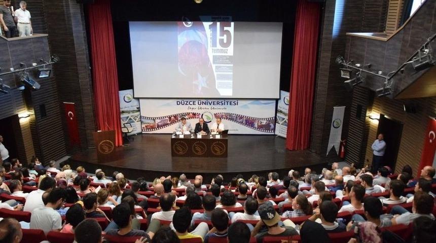 D&uuml;zce &Uuml;niversitesinde&ldquo;teopolitik A&ccedil;ıdan 15 Temmuz&rdquo; Paneli D&uuml;zenledi
