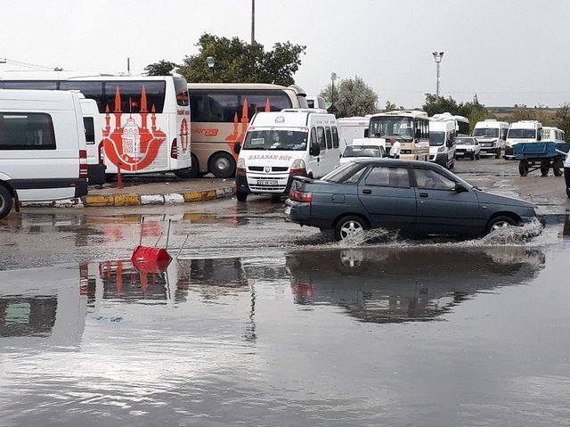 Edirne’de Sağanak Yağış