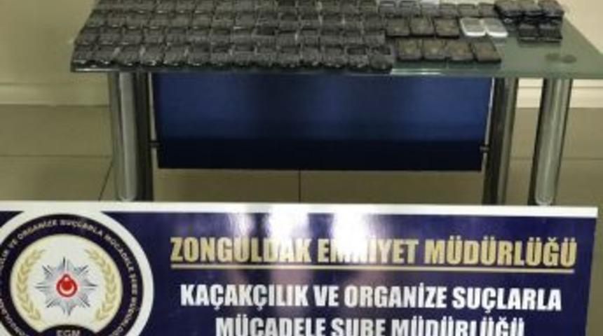 Zonguldak’ta 104 Adet Kaçak Cep Telefonu Ele Geçirildi