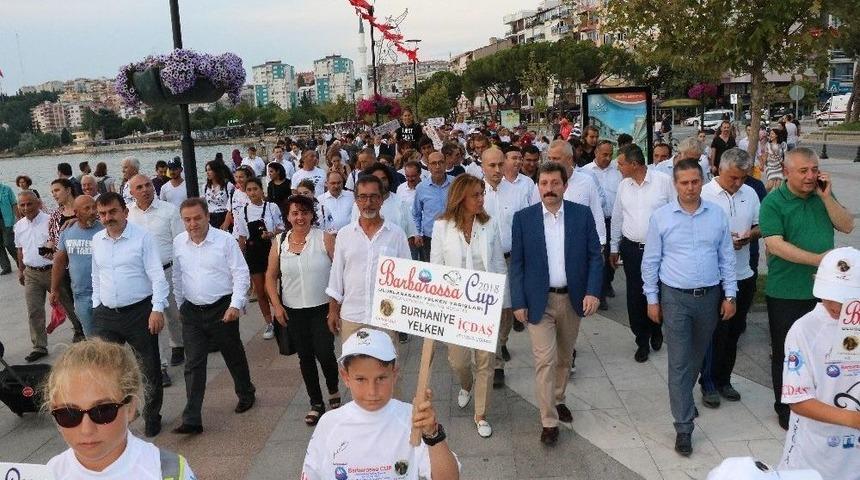 &Ccedil;anakkale&rsquo;de Uluslararası Barbarossa Cup Yelken Yarışları İ&ccedil;in Kortej