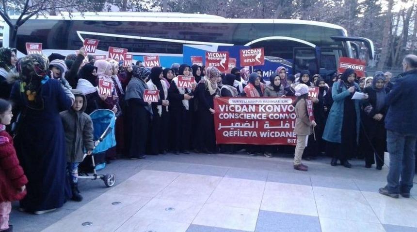 Bitlisli Kadınlar &ldquo;vicdan Konvoyu&rdquo; İ&ccedil;in Yola &Ccedil;ıktı