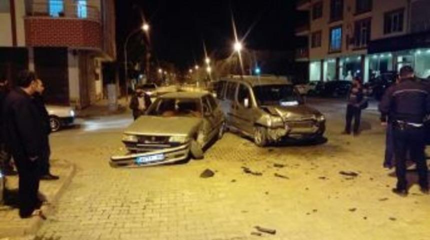 G&ouml;lbaşı&rsquo;nda Trafik Kazası