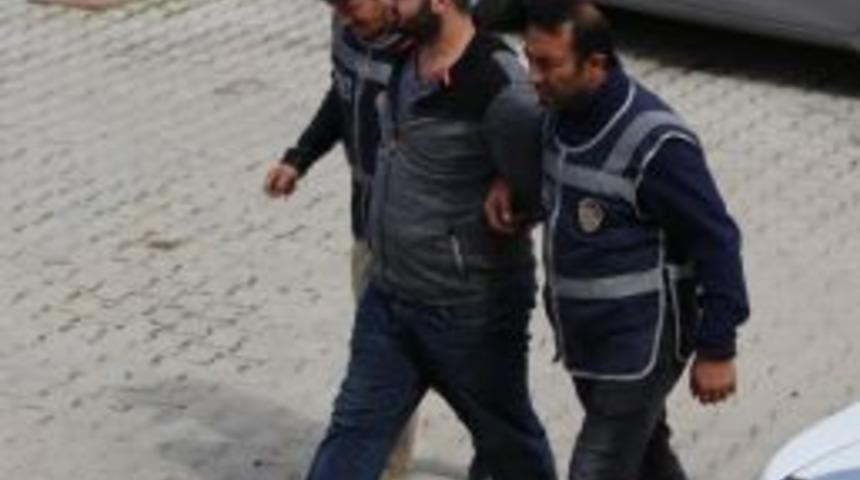 Hatay&rsquo;da Bı&ccedil;aklı Kavga: 1 Yaralı