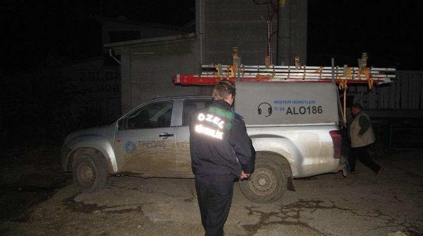 Trafoda Patlama: 1 Yaralı