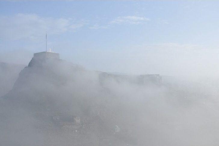 Kars Kalesi Sis Arasında Kayboldu G2