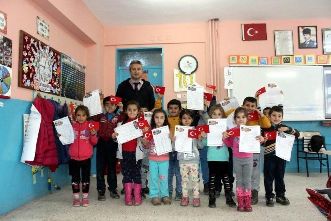 Minik &Ouml;ğrencilerden Asker Ve Polise Moral Mektubu