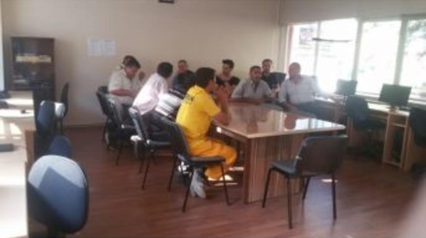 Şaphane&rsquo;de &rsquo;bilin&ccedil;li Avcılık İ&ccedil;in Avcı Eğitimi&rsquo; Kursu