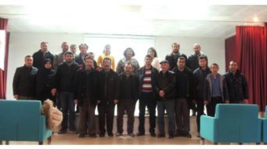 Beyliova’da Çiftçilere Bilgilendirme Toplantısı