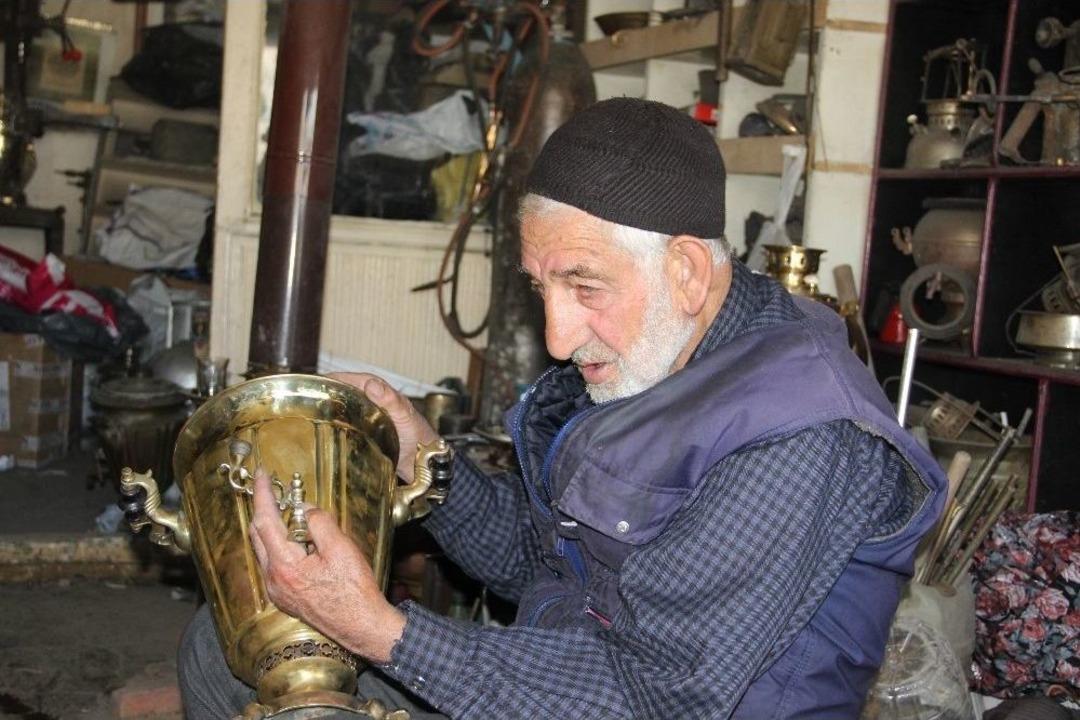 Sarı Semaver D&ouml;k&uuml;m&uuml;n Son Ustası