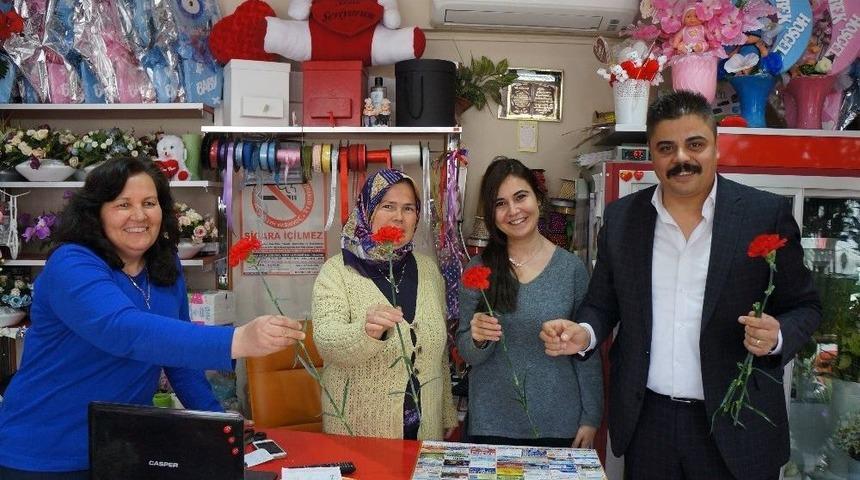 Sarıg&ouml;l Esnaf Ve Sanatkarlar Odası Kadın &Uuml;yelerini Unutmadı