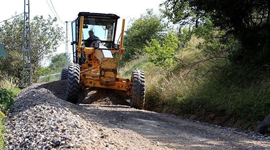 İznik&rsquo;in Yolları B&uuml;y&uuml;kşehir İle G&uuml;zelleşiyor