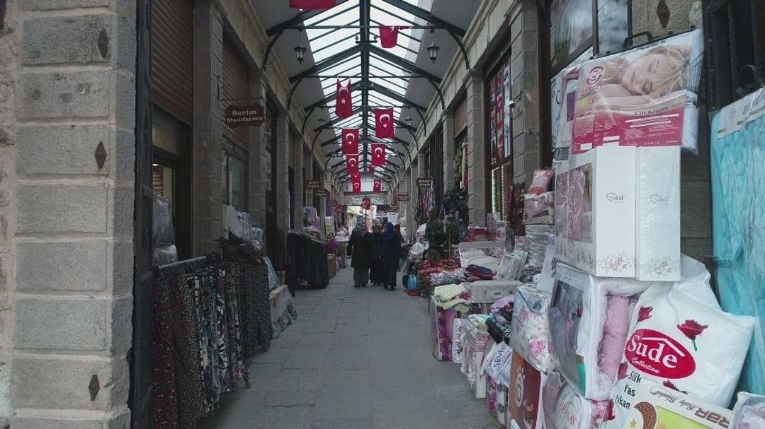 Tarihi &Ccedil;arşıda Meslekler Değişiyor