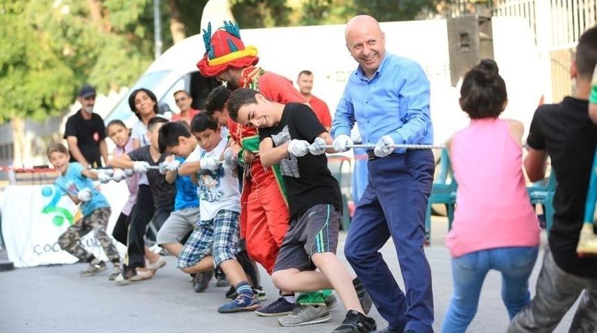 Kocasinan&rsquo;lı &Ccedil;ocuklar, Sokak Oyunları İle G&ouml;n&uuml;llerince Eğleniyor