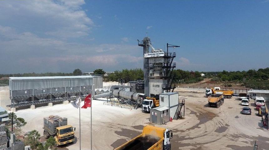 Muratpaşa 2 Yılda 417 Bin Ton Asfalt &Uuml;retti