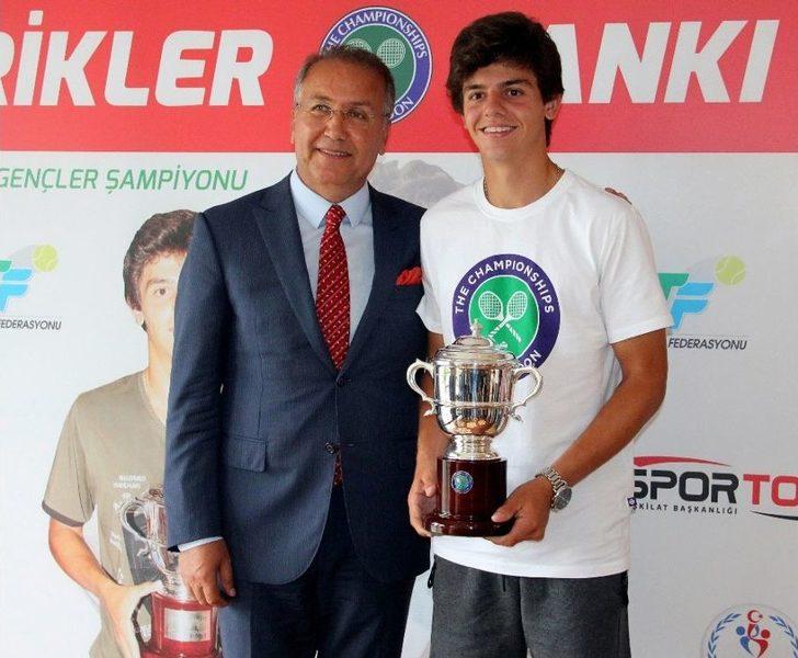 Wimbledon Şampiyonu Yankı Erel, Medyayla Buluştu G3