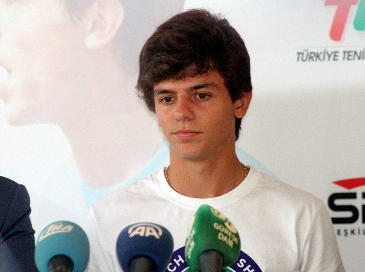 Wimbledon Şampiyonu Yankı Erel, Medyayla Buluştu G5