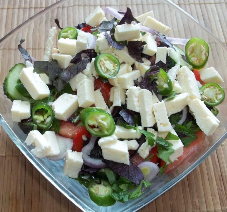 Peynir Salatası