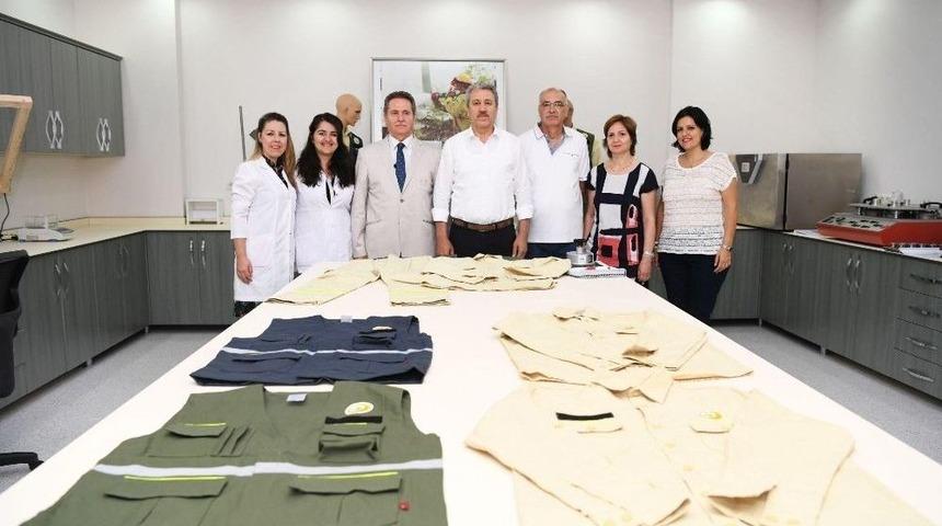 Orman İş&ccedil;ilerinin Kıyafetlerinde Artık Bir D&ouml;nem Başladı