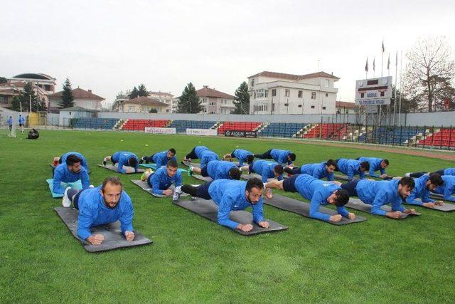 Vali Dağlı, Başkan Ay “düzcespor’un Yanındayız”