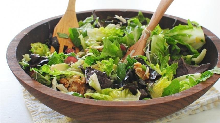 Demirhindi Soslu Salata