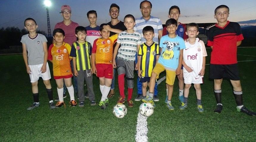 Hisarcık’ta Yaz Futbol Okulu Açıldı
