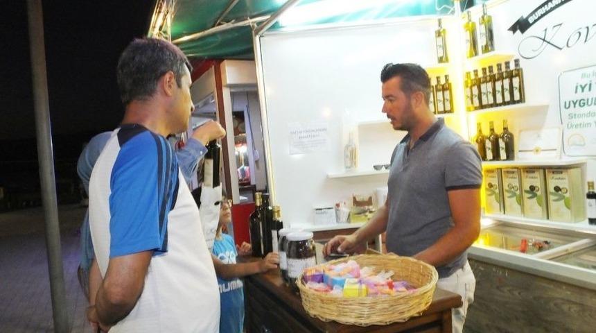 Burhaniye&rsquo;de Zeytinyağına Gece Pazarı