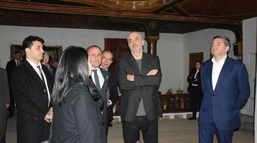 Arnavutluk Başbakanı Edi Rama Berat&rsquo;ta Tika&rsquo;nın Restorasyon Projelerini İnceledi