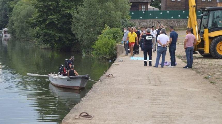Kayıp Şahsın Cesedi Varil İ&ccedil;inde Irmakta Bulundu