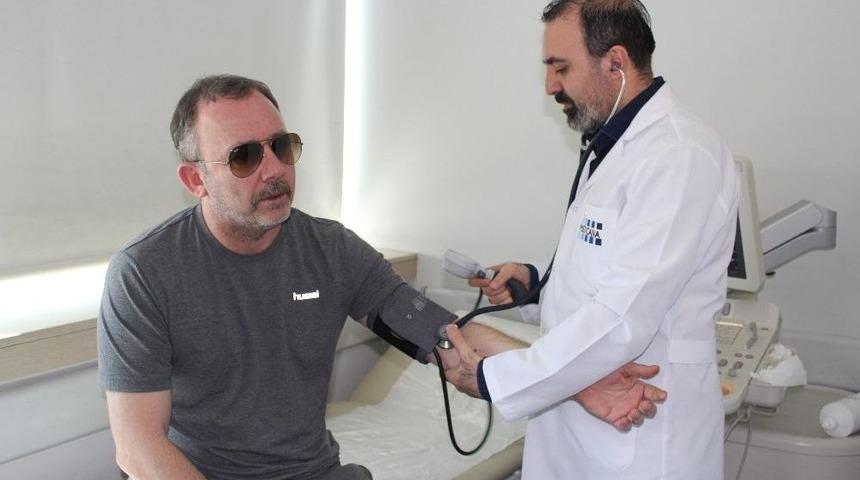 Sergen Yal&ccedil;ın Sağlık Kontrol&uuml;nden Ge&ccedil;ti