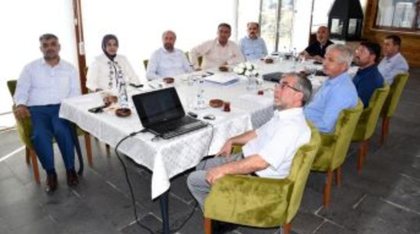 Başkanlar Sel&ccedil;uklu&rsquo;da Toplandı