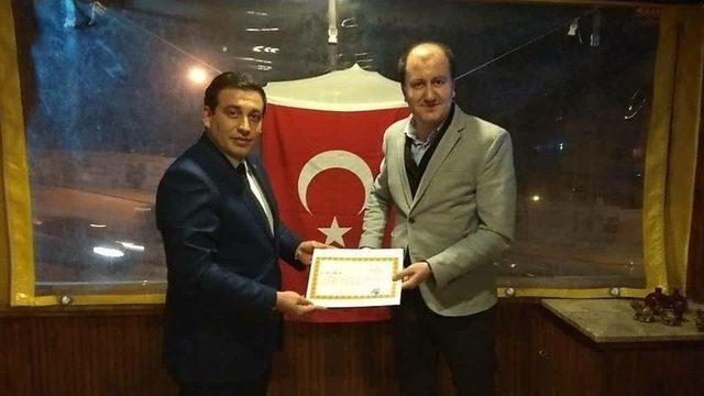 Bilecik’te Mhp’li Geçmiş Dönem Merkez İlçe Başkanları Bir Araya Geldi