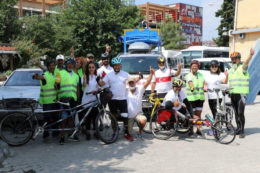 (&ouml;zel Haber) 4 Bin 500 Kilometre Pedal &Ccedil;evirerek 10 &Uuml;lkede &lsquo;sessiz &Ccedil;ığlık&rsquo; Atacaklar