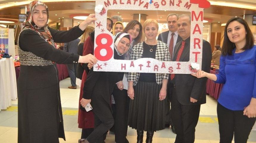 Kadın Konuk Evi Sakinlerinin El Emekleri Sergilendi