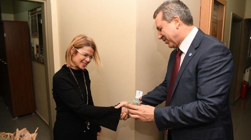 Prof. Dr. Budak, &ldquo;ege &Uuml;niversitesinde Kadına Pozitif Ayrımcılık Var&rdquo;