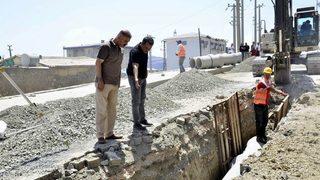 Kulp’ta Yağmursuyu Ve Kanalizasyon Şebeke Çalışmaları Sürüyor