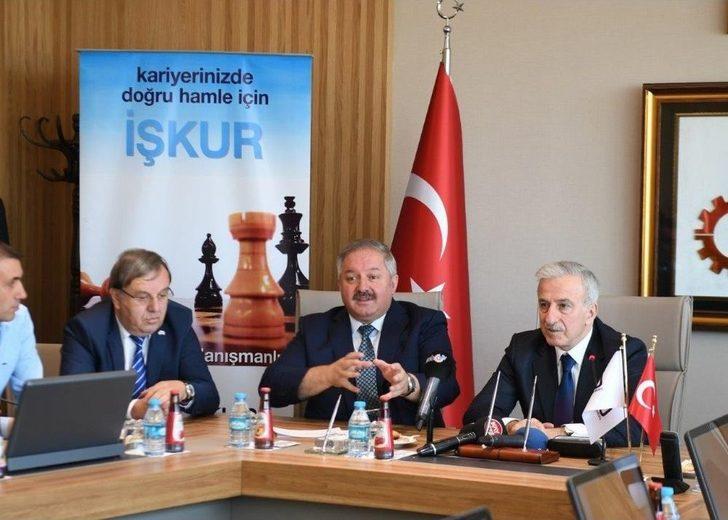 Kayseri Osb İle İşkur Arasında ’işbaşı Eğitim Programı İşbirliği Protokolü’ İmzalandı G4