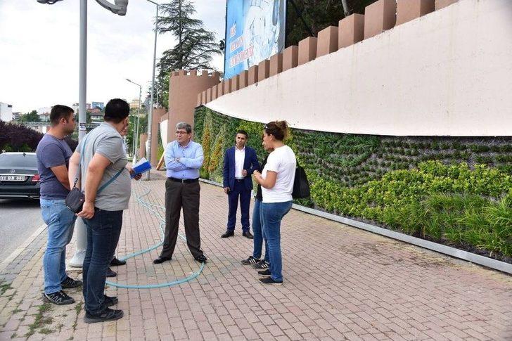 Başkan Can, Dikey Bahçe Projesini Yerinde İnceledi G3