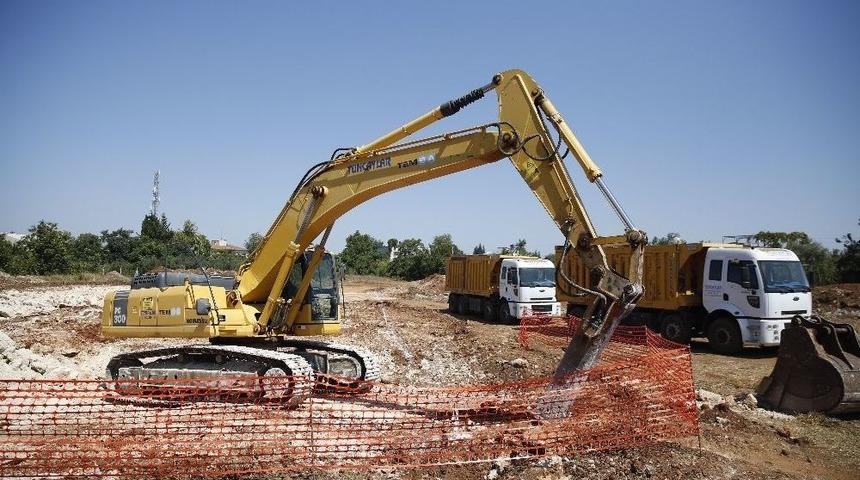 Altınova Cemevi&rsquo;nde Hafriyat &Ccedil;alışmaları Başladı