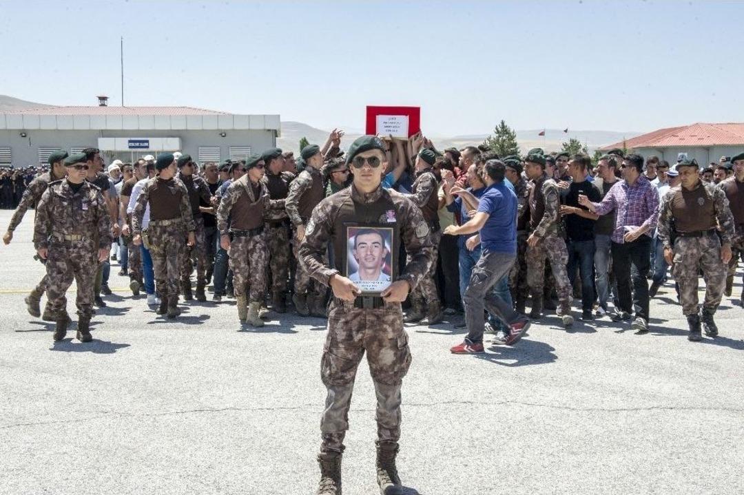 Şehit Altun, Dualarla Memleketine Uğurlandı