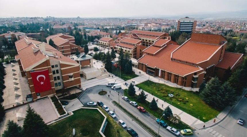 Anadolu &Uuml;niversitesi 2017 Yılında 100 Bine Yakın Haberle G&uuml;ndem Oldu