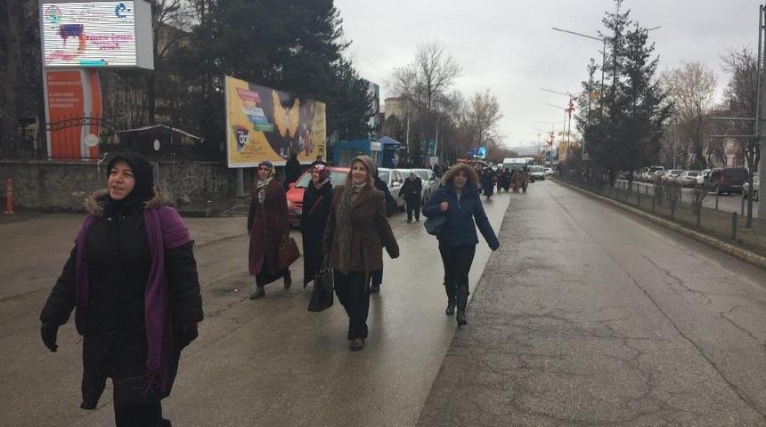 Erzurum&rsquo;da Kadınlar G&uuml;n&uuml; Bir Dizi Etkinlikle Kutlandı