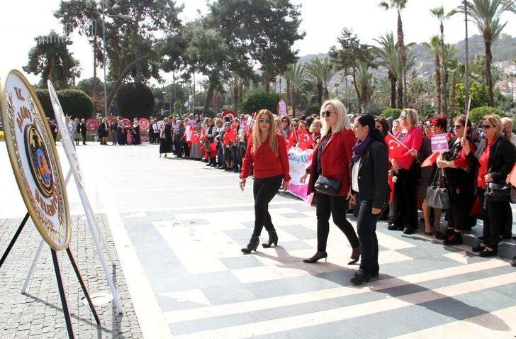 Alanya’da ‘dünya Kadınlar Günü’ Törenle Kutlandı G2