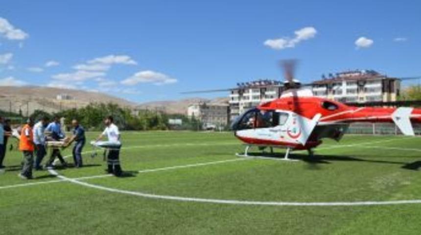Ambulans Helikopter Yine Kalp Krizi Vakası İ&ccedil;in Havalandı